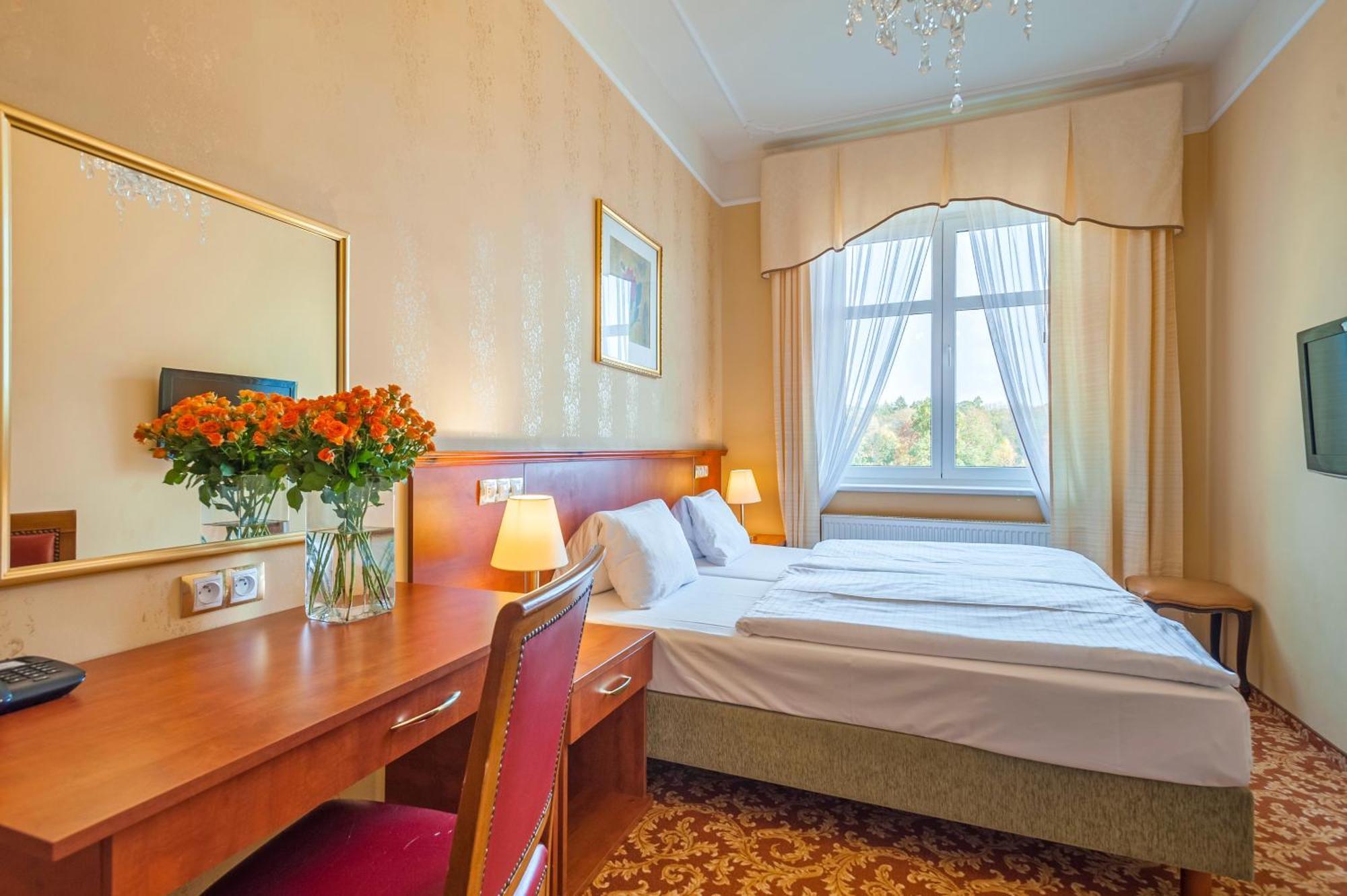 Spa Resort Pawlik-Aquaforum Františkovy Lázně エクステリア 写真