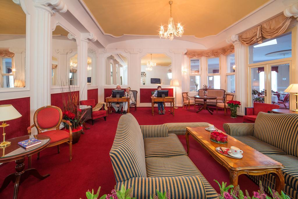 Spa Resort Pawlik-Aquaforum Františkovy Lázně エクステリア 写真