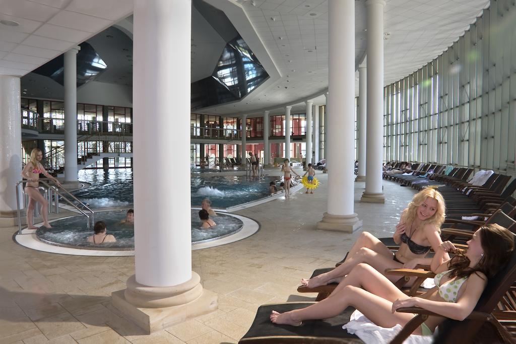 Spa Resort Pawlik-Aquaforum Františkovy Lázně エクステリア 写真