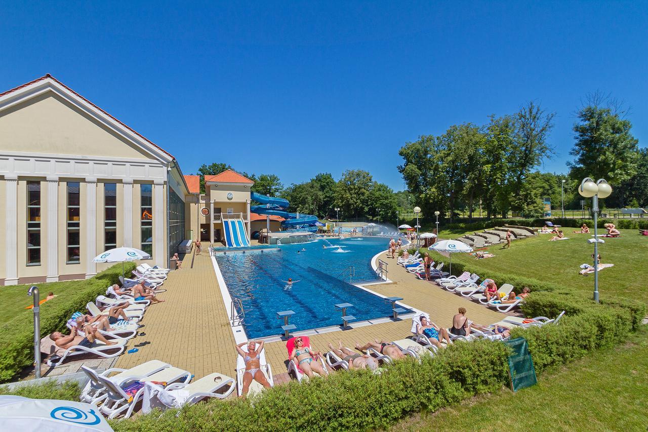 Spa Resort Pawlik-Aquaforum Františkovy Lázně エクステリア 写真