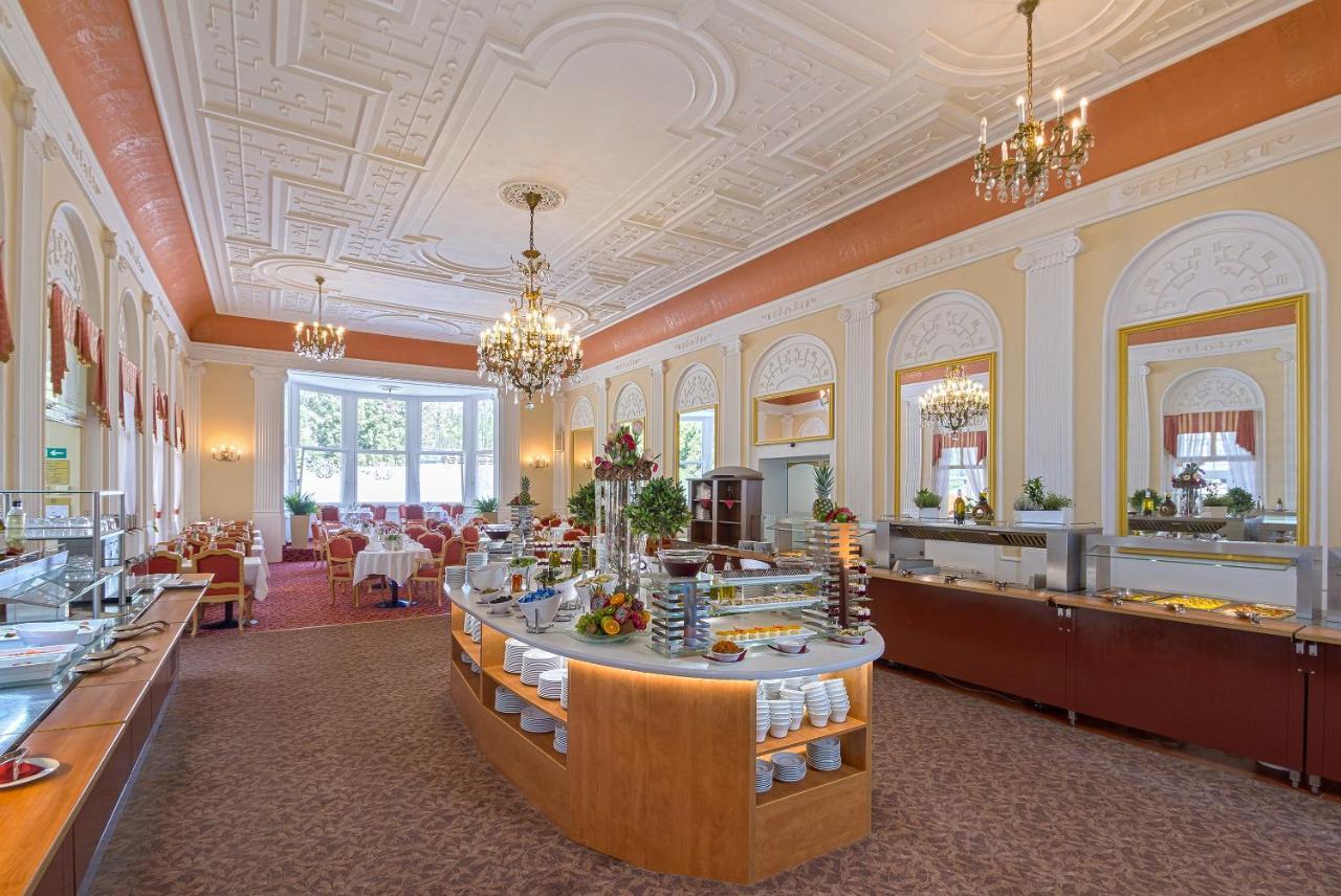 Spa Resort Pawlik-Aquaforum Františkovy Lázně エクステリア 写真